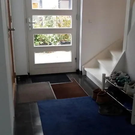 Private Rooms, Free Parking, Luxury Close To The Center *