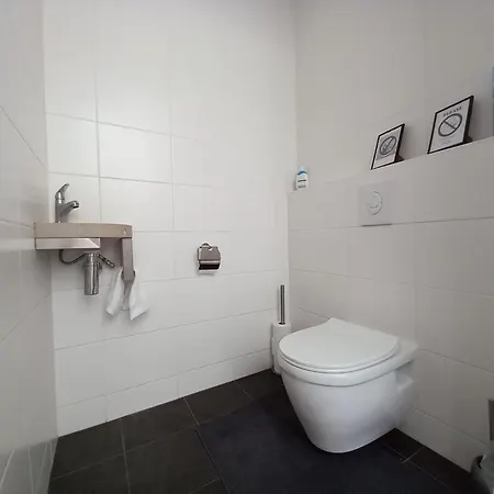 Private Rooms, Free Parking, Luxury Close To The Center * L'Aia