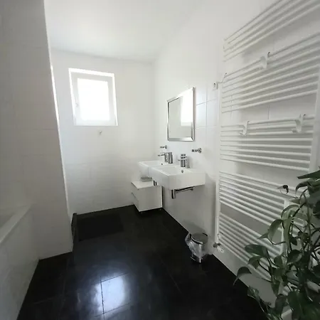 Penzion Private Rooms, Free Parking, Luxury Close To The Center Haag