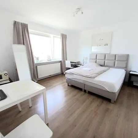 Private Rooms, Free Parking, Luxury Close To The Center L'Aia