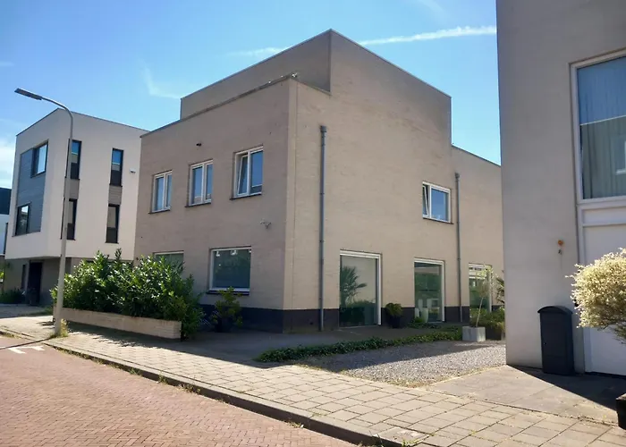 Gasthof Private In Luxury Villa, Free Parking, Close To The Center *