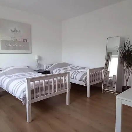 Couette-café Luxury Villa, Free Parking, Close To The Center *